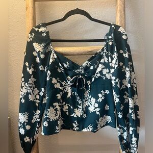 Abercrombie & Fitch Women’s Long Sleeve Cutout Floral Blouse